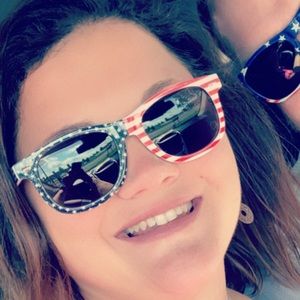 Meet your Posher, Mandy